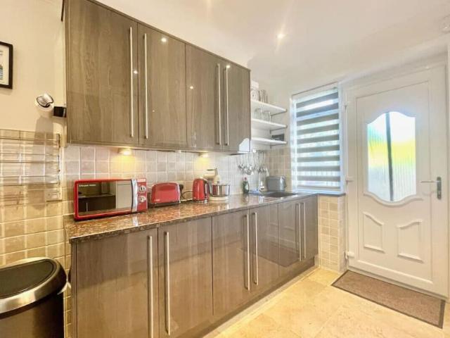 Glasgow City, G51 4UN, United Kingdom | 3 bed house for rent #96746339 | Rentberry