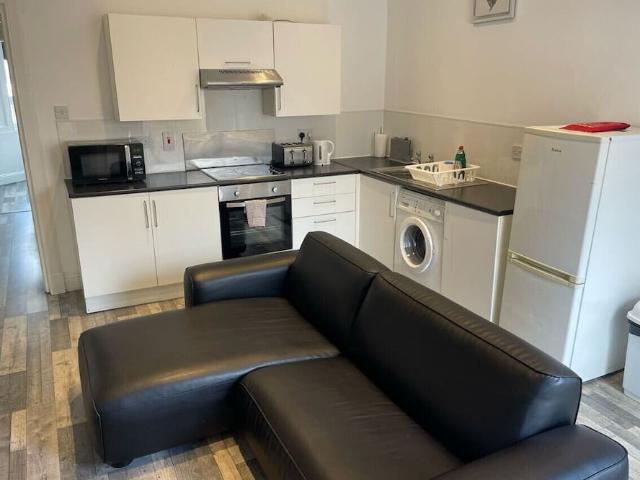 Glasgow City, G51 4AT, United Kingdom | 2 bed apartment for rent #96296581 | Rentberry