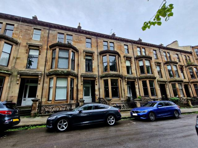 Athole Gardens, Glasgow G12, 2 bed flat to rent, £1,695 pcm | PrimeLocation