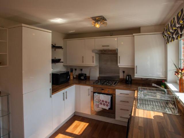 Glasgow, Glasgow City, Scotland, United Kingdom | 3 bed duplex for rent #95940764 | Rentberry