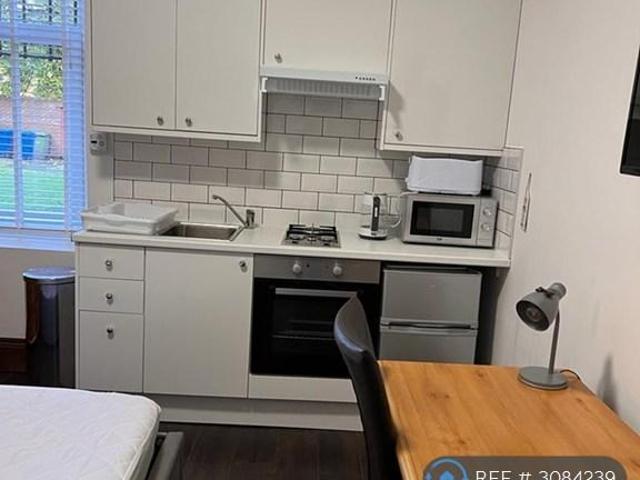 Glasgow, Glasgow, G51 Studio to rent £845 pcm £195 pw
