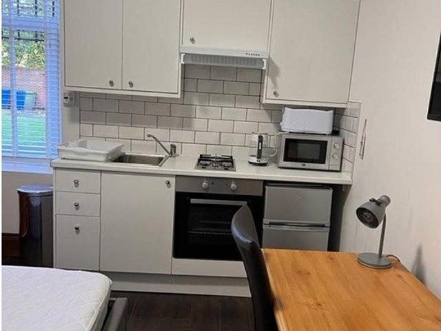 Glasgow, Glasgow G51, Studio to rent, £845 pcm | PrimeLocation