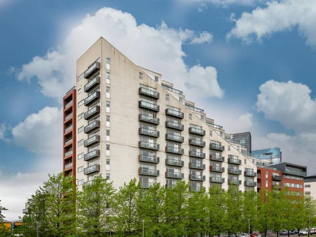 Glasgow Harbour Terrace, Flat 9 1. 2 bed apartment to rent £1,595 pcm £368 pw