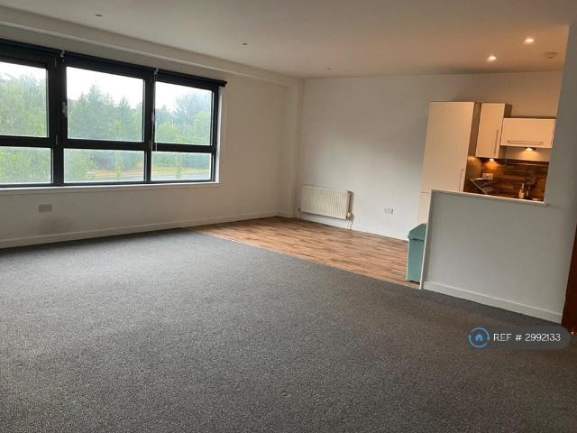 Glasgow Harbour Terraces, Glasgow, G11 2 bed flat to rent £1,380 pcm £318 pw