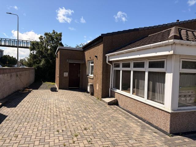 Glasgow Road, Ratho Station, Newbridge EH28, 2 bed detached house to rent, £2,200 pcm | PrimeLocation