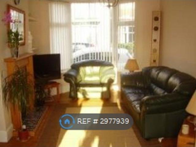 Glasgow St, Northampton NN5, 2 bed terraced house to rent, £1,150 pcm | PrimeLocation