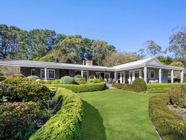 'Glassonby' Refined Country Estate with Ocean Views