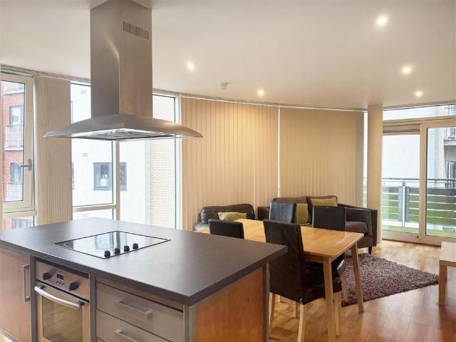 Glasshouse, 3 Canal Square 2 bed apartment to rent £1,150 pcm £265 pw