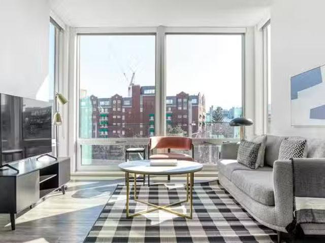 Glassworks Avenue, Cambridge, MA