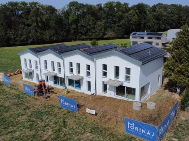 GLETTERENS ZUM VERKAUF ANGRENZENDE VILLA MIT 5,5 STÜCKEN LETZTE VERFÜGBARE CHARGE