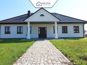 Nowoczesny dom dworkowy 150 m² z dużą działką 2607 m²