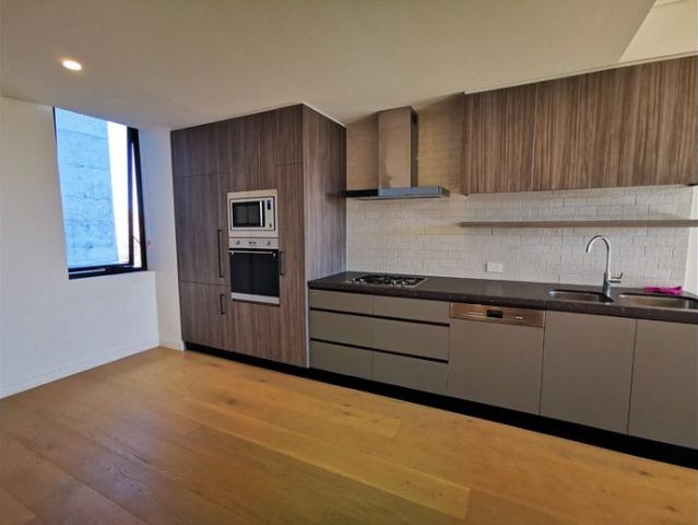 Glebe 2 Bed 2 Bath w/Car For Lease North Aspect