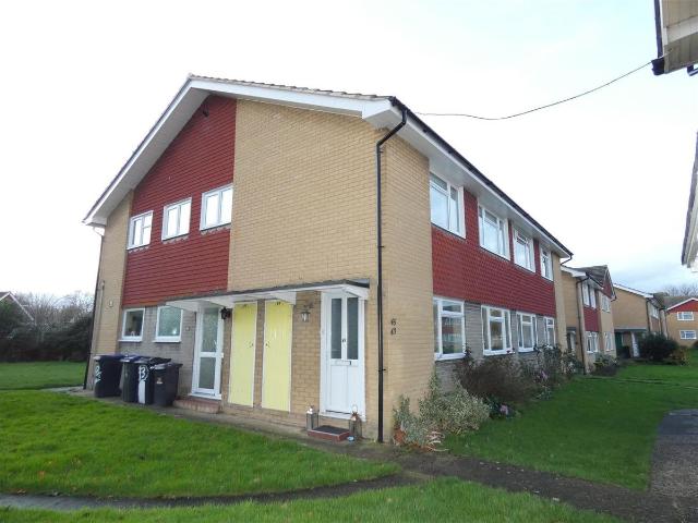 Glebe Way, Whitstable, Kent CT5, 2 bed flat to rent, £1,000 pcm | PrimeLocation