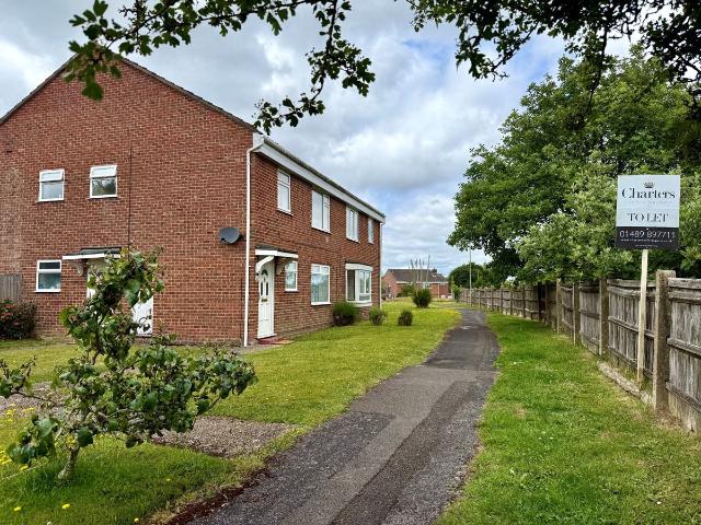 Glebe Court, Botley, Southampton SO30, 2 bed maisonette to rent, £1,250 pcm | PrimeLocation