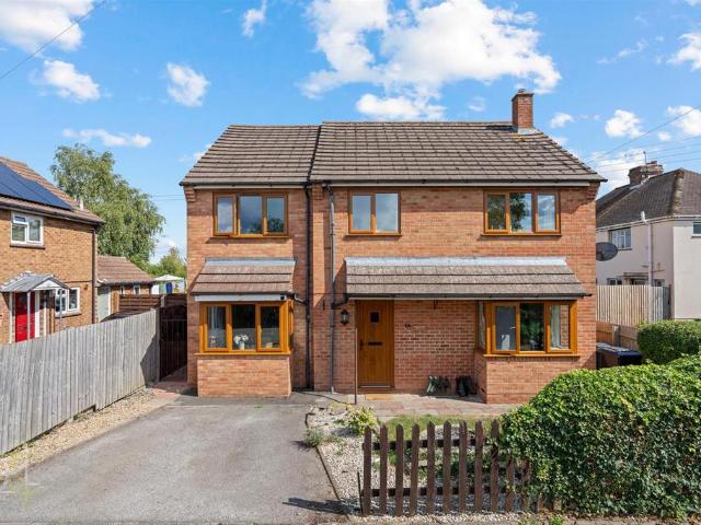 Glebe Road, Aston Somerville, Broadway 4 bed detached house to rent £1,750 pcm £404 pw