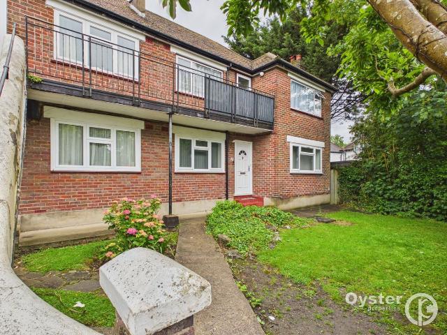 Glebe Road, Stanmore HA7, 2 bed flat to rent, £1,800 pcm | PrimeLocation