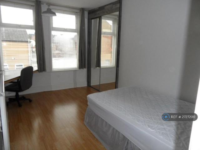Glebe St, Loughborough, LE11 1 bed in a house share to rent £560 pcm £129 pw