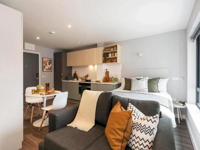 Glebe Street, Leicester LE2 Studio to rent £1,166 pcm £269 pw