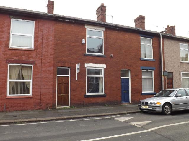 Glebe Street, Leigh WN7, 2 bed terraced house to rent, £875 pcm | PrimeLocation