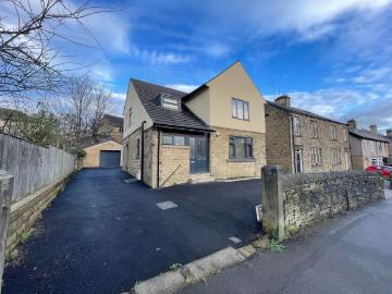Gledholt Road, Huddersfield HD1, 3 bed detached house to rent, £2,000 pcm | PrimeLocation