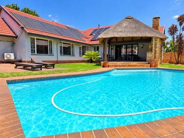 glen marais gem | luxury family livi.