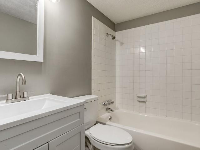 Glen Oaks Apartments 1 Bedroom Apartment for Rent at 3050 N 58th St, Kansas City, KS 66104 Bethel Welborn