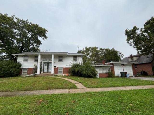 Glen Oaks Dr