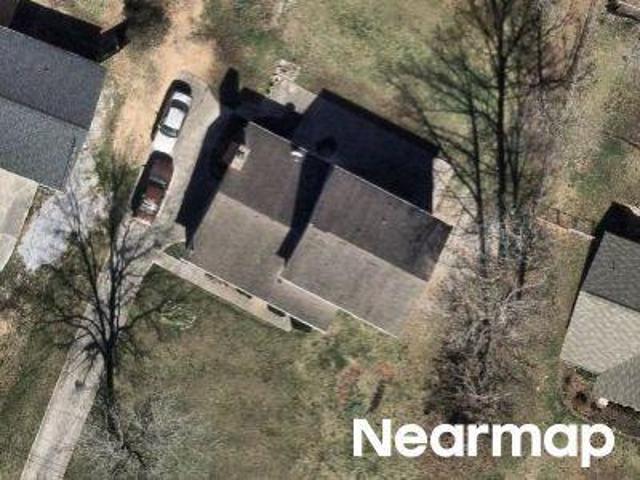 Glen Oaks Dr