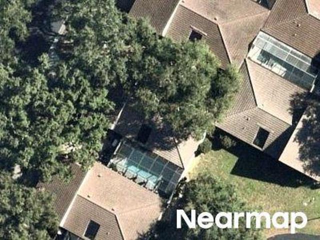 Glen Oaks Manor Dr