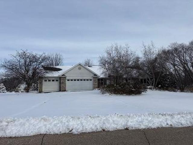 Glen Abbey Dr