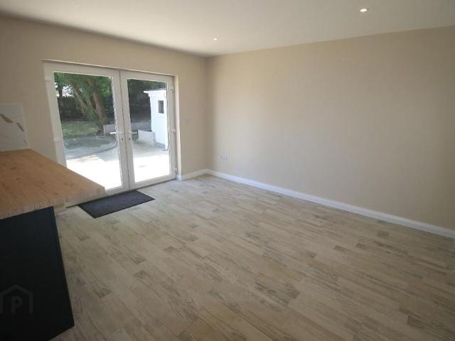 Glen Road, Derry, BT48 0BY