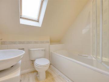 Glen Rosa Gardens, Cumbernauld, Glasgow G68, 3 bed end terrace house to rent, £1,050 pcm | PrimeLocation