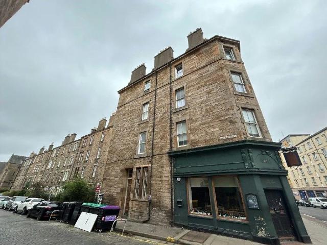 Glen Street, Edinburgh, EH3 2 bed flat to rent £1,270 pcm £293 pw