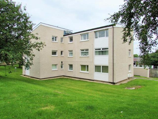 Glen Urquhart, East Kilbride, G74 1 bed flat to rent £650 pcm £150 pw