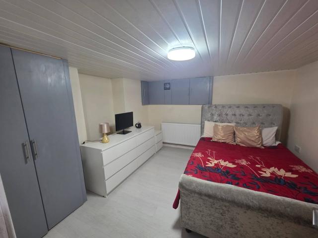 Glencastle Road, Manchester, M18 7GH, United Kingdom | 1 bed house for rent #170093128 | Rentberry