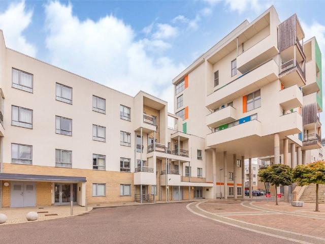 Glenalmond Avenue, Cambridge CB2, 1 bed flat to rent, £1,500 pcm | PrimeLocation