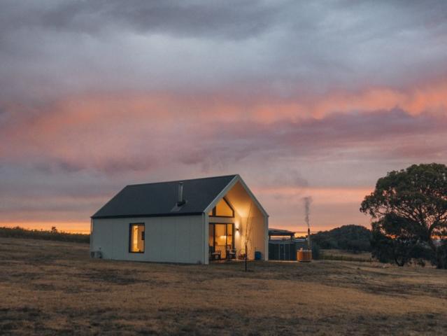 Glenbosch Wine Estate $589K Profit, 264 Ha, Expansion & Weddings | Resort Brokers ID: FH009364