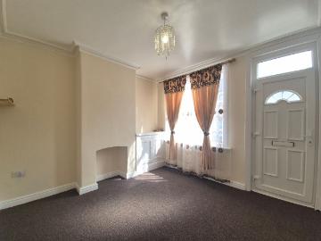 Glengate, South Wigston LE18, 2 bed terraced house to rent, £995 pcm | PrimeLocation