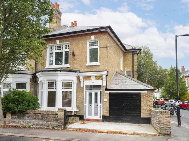 Glengarry Road, East Dulwich, London SE22, 5 bed property to rent, £4,500 pcm | PrimeLocation