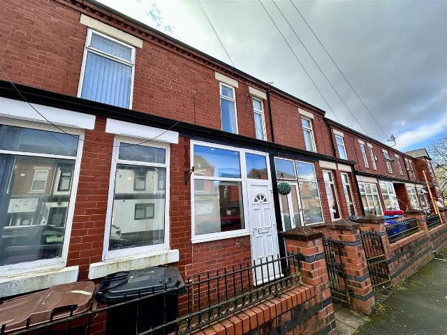 Glendore, Salford M5, 3 bed terraced house to rent, £1,250 pcm | PrimeLocation