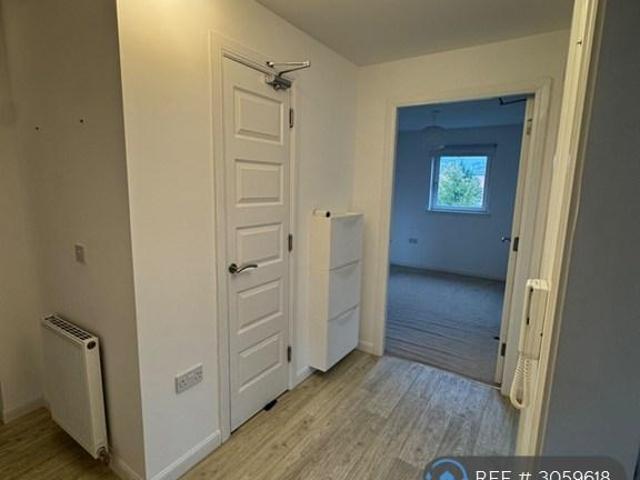 Glendevon Drive, Stirling, FK8 2 bed flat to rent £1,050 pcm £242 pw
