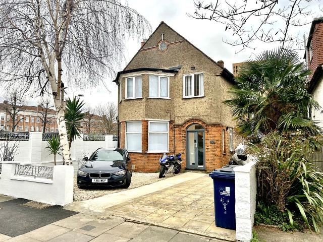Glendun Road, Acton W3, 4 bed detached house to rent, £3,300 pcm | PrimeLocation