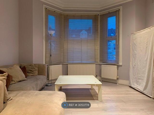 Gleneagle Road, London SW16, 1 bed flat to rent, £1,400 pcm | PrimeLocation