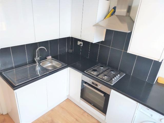 Gleneagle Road, London SW16, 1 bed flat to rent, £1,350 pcm | PrimeLocation