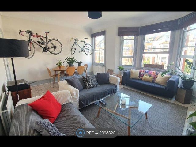 Gleneagle Road, London SW16, 3 bed flat to rent, £2,950 pcm | PrimeLocation