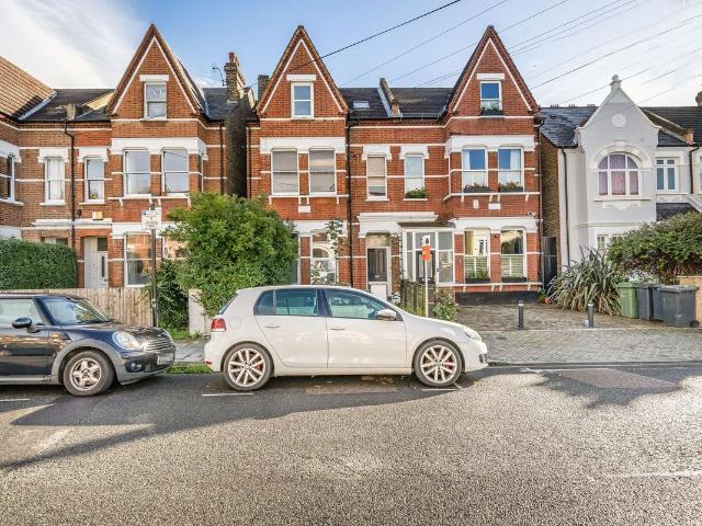 Gleneagle Road, Streatham, London SW16, 1 bed flat to rent, £1,595 pcm | PrimeLocation