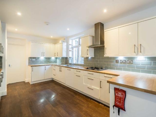 Gleneagle Road, Streatham SW16, 6 bed shared accommodation to rent, £4,700 pcm | PrimeLocation