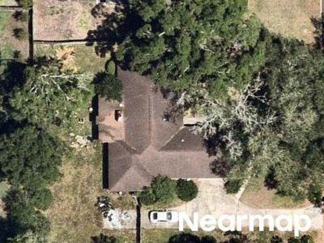 Gleneagles Dr