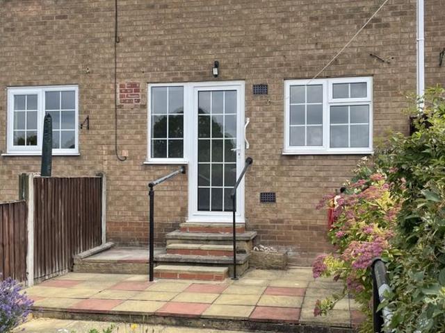 Gleneagles Drive, Arnold, Nottingham NG5, 2 bed terraced house to rent, £915 pcm | PrimeLocation