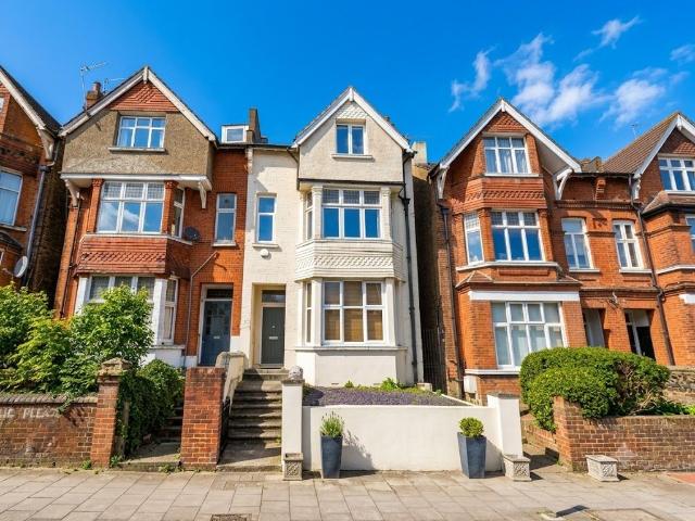 Gleneldon Road, London SW16, 2 bed flat to rent, £2,350 pcm | PrimeLocation